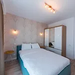 Aparthotel Uba 4*