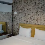 Aparthotel Uba 4*