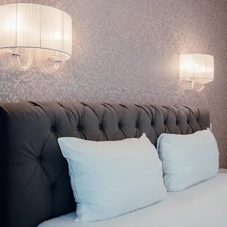 Apartmanhotel Uba 4*