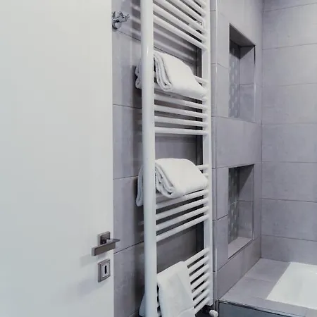 Uba Apartahotel