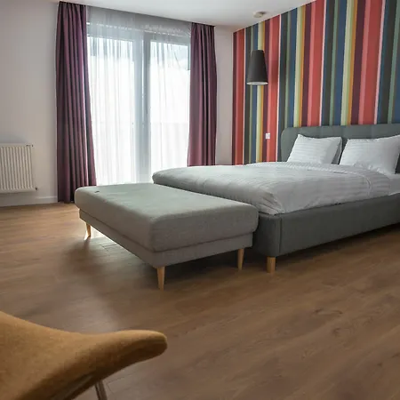 Uba Apartmanhotel 4*